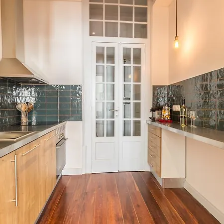 Апартаменты Chic And Modern Flat At Baixa