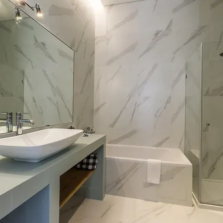 Chic And Modern Flat At Baixa *