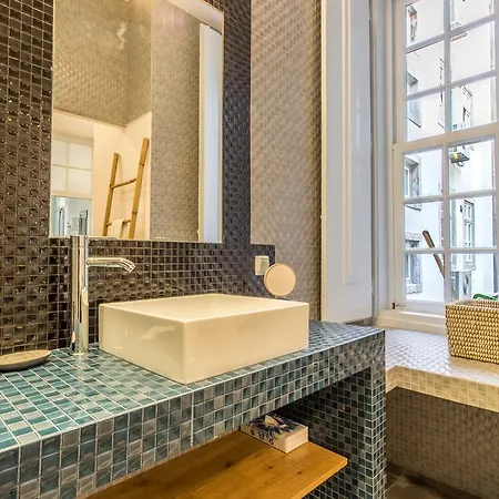 Chic And Modern Flat At Baixa Апартаменты *